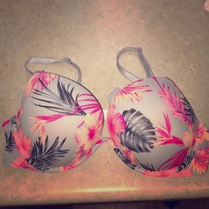 Victoria’s Secret bra